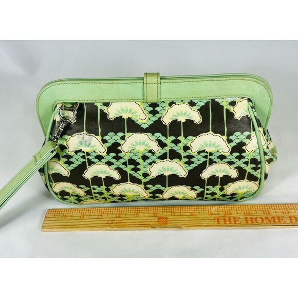 Petunia Pickle Bottom Diaper Bag Clutch Wristlet Green Fans Changing Pad - Picture 11 of 12